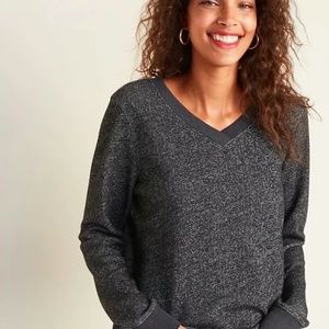 V-Neck Lightweight Sweater/Sweatshirt